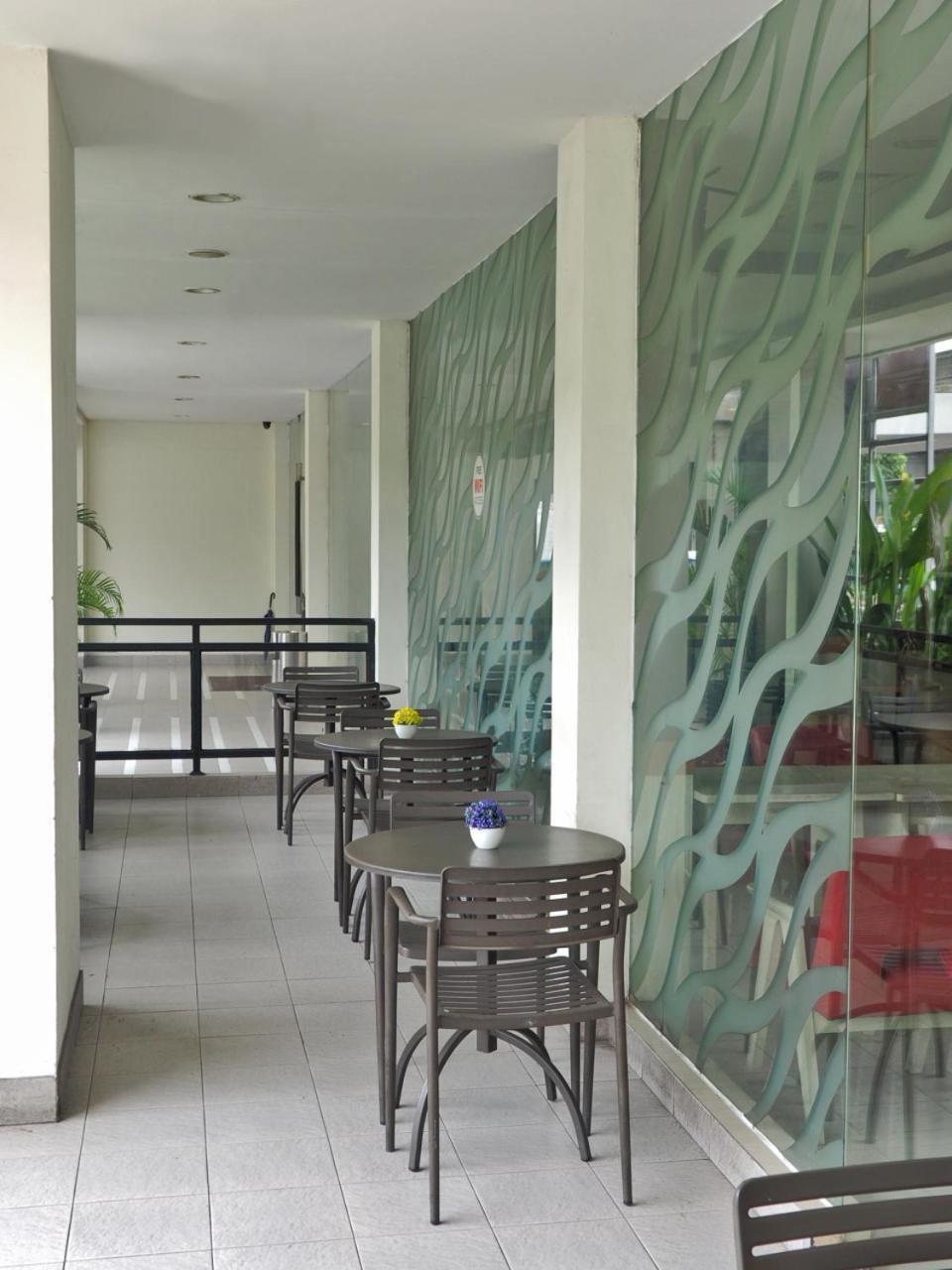 D'Primahotel Itc Mangga Dua Jakarta Extérieur photo